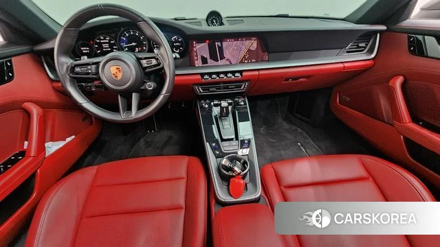 Porsche 911(992) id 4562697 из Кореи 30