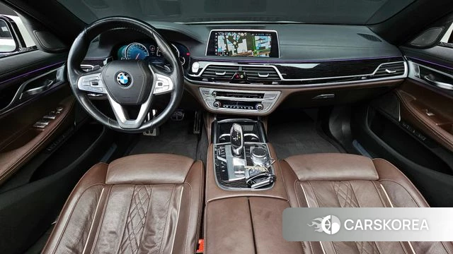 BMW 7 Series (G11) id 3845995 из Кореи 17