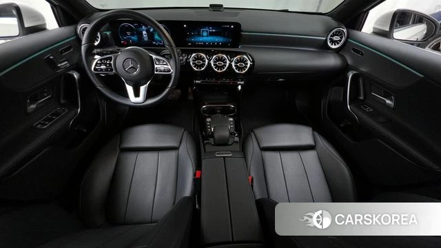 Mercedes-Benz A-Class W177 id 4294023 из Кореи 27