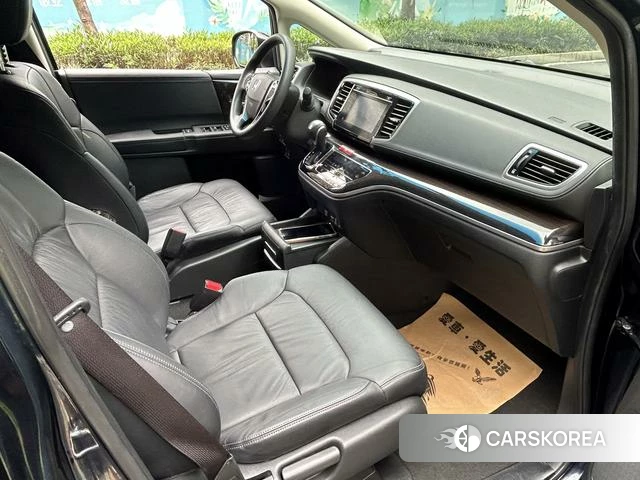 Honda Odyssey id 3919250 из Китая 7