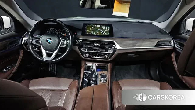 BMW 5 Series (G30) id 3602268 из Кореи 17