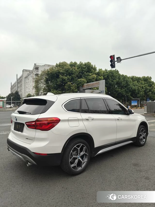 BMW X1 id 4213910 из Китая 7