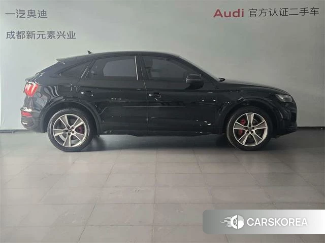 Audi Q5L Sportback id 4261531 из Китая 11