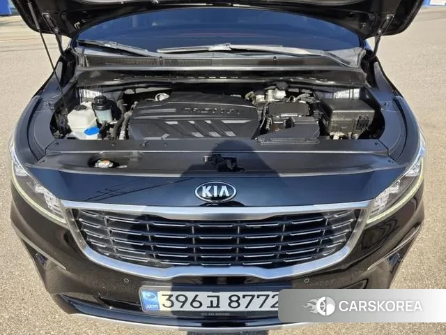 Kia The New Carnival id 3703089 из Кореи 17