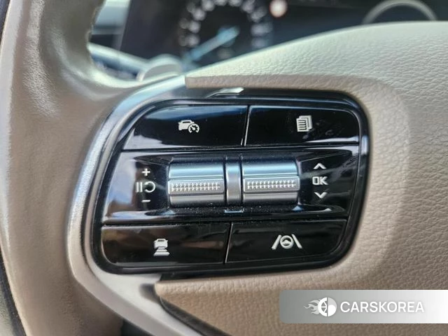 Kia K8 id 4836098 из Кореи 8