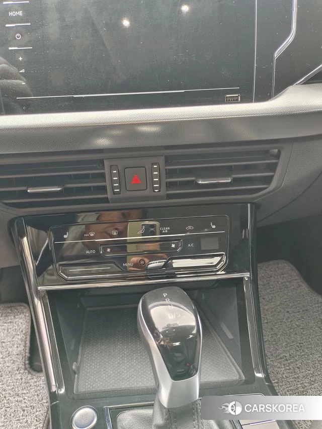 Volkswagen Passat id 4335656 из Китая 10