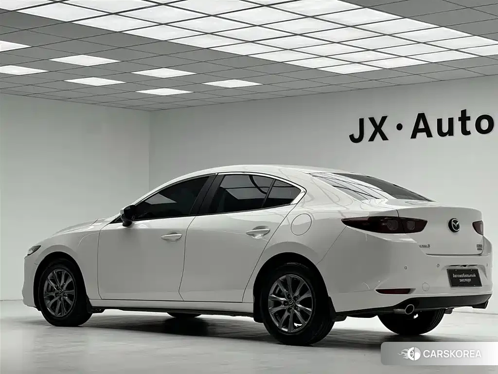 Mazda 3 id 4577616 из Китая 21