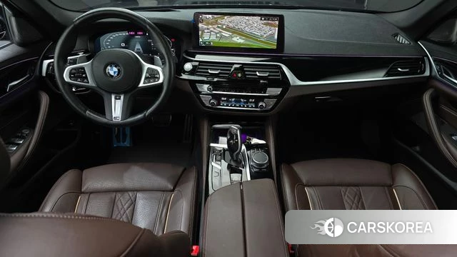 BMW 5 Series (G30) id 3870966 из Кореи 17