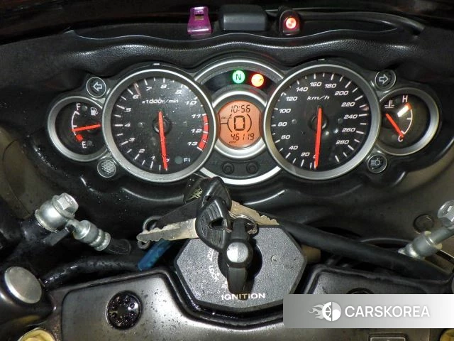 Suzuki GSX1300R HAYABUSA id 3947454 из Японии 31