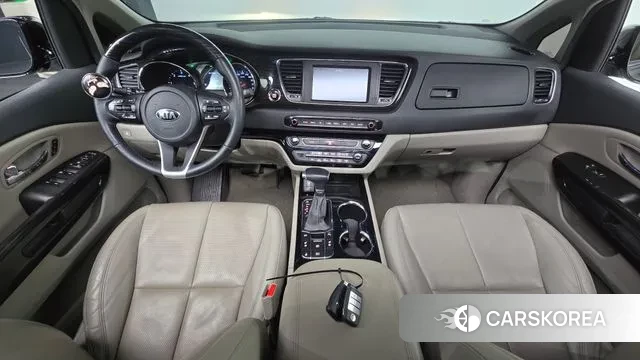 Kia The New Carnival id 3444236 из Кореи 17