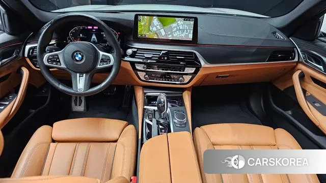 BMW 5 Series (G30) id 3366325 из Кореи 17