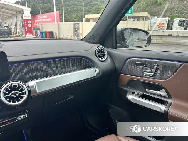 Mercedes-Benz GLB id 4314659 из Китая 19
