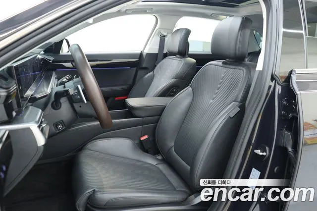 Hyundai Grandeur (GN7) id 2740508 из Кореи 17