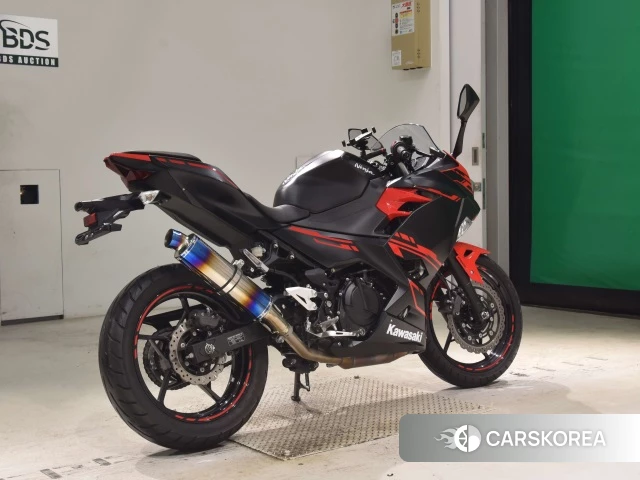 Kawasaki NINJA 250 2018 из Японии, фото 2