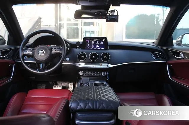 Kia Stinger id 3742028 из Кореи 17