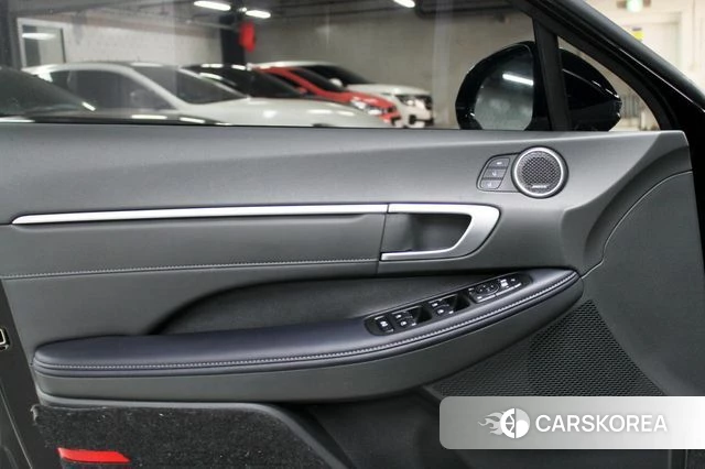 Hyundai Sonata D Edge Hybrid (DN8) id 4914460 из Кореи 17