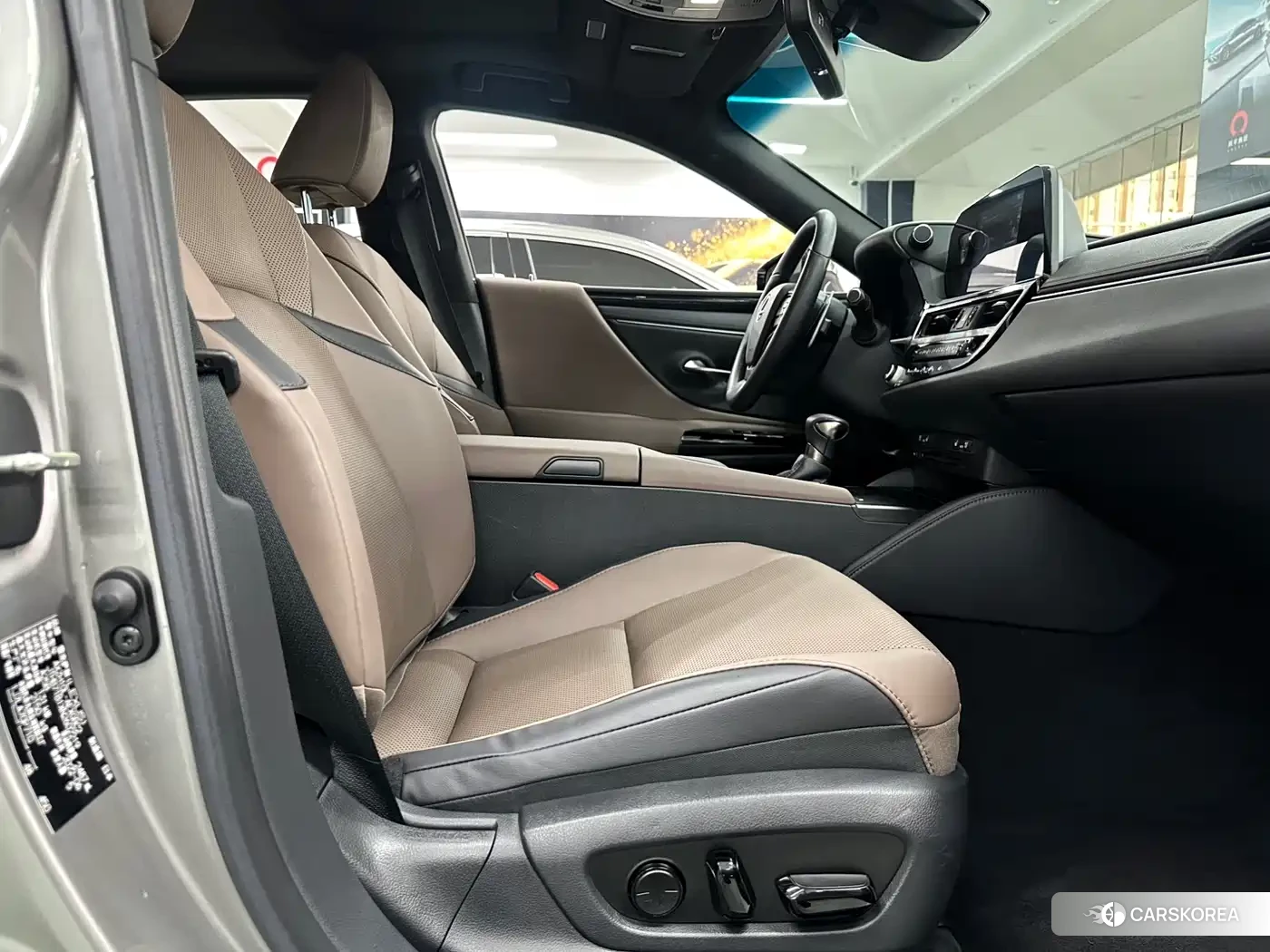 Lexus ES id 4553821 из Китая 13