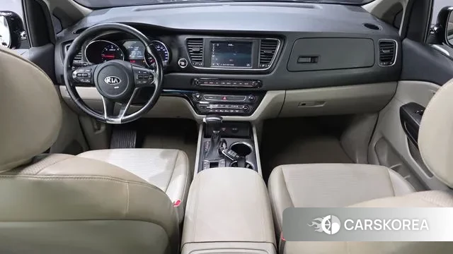 Kia The New Carnival id 3270284 из Кореи 17