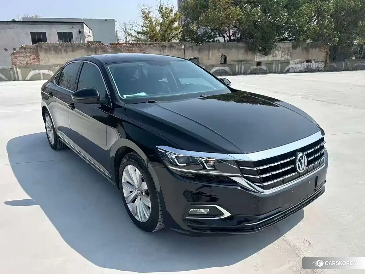 Volkswagen Passat id 4589349 из Китая 7