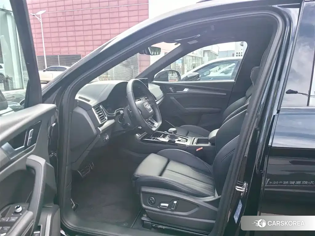 Audi Q5L id 4559805 из Китая 27