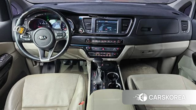 Kia The New Carnival id 4251392 из Кореи 28