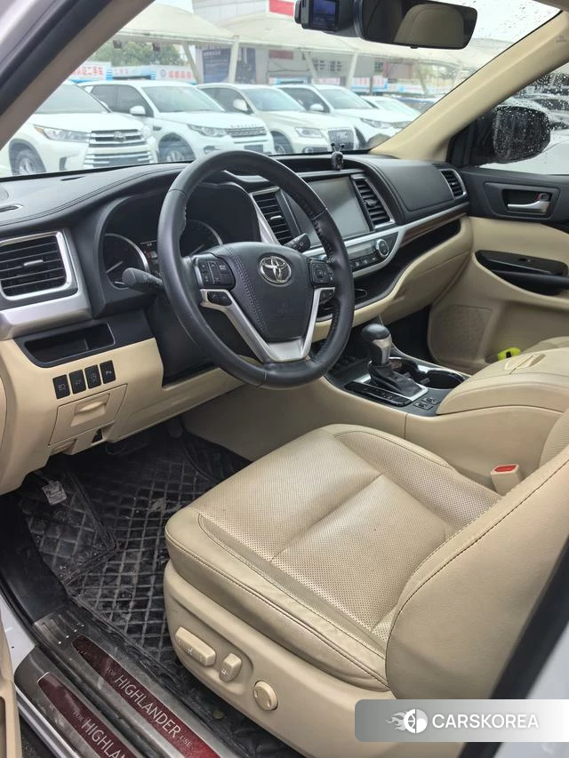 Toyota Highlander id 4261094 из Китая 7