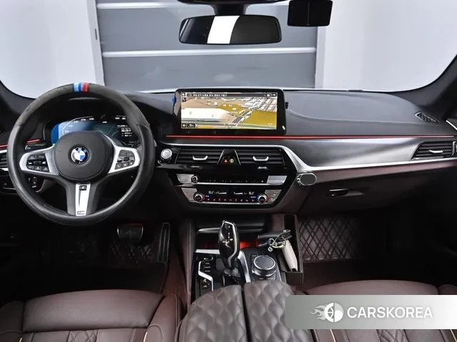 BMW 5 Series (G30) id 3011435 из Кореи 17