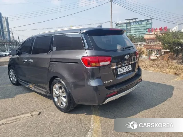 Kia The New Carnival id 3779307 из Кореи 17