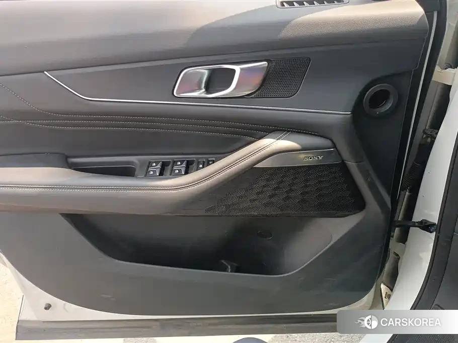 Chang'an Changan UNI-K id 4547189 из Китая 13