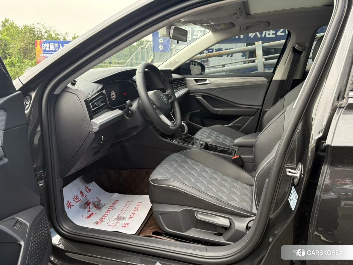 Volkswagen Sagitar id 4510726 из Китая 7