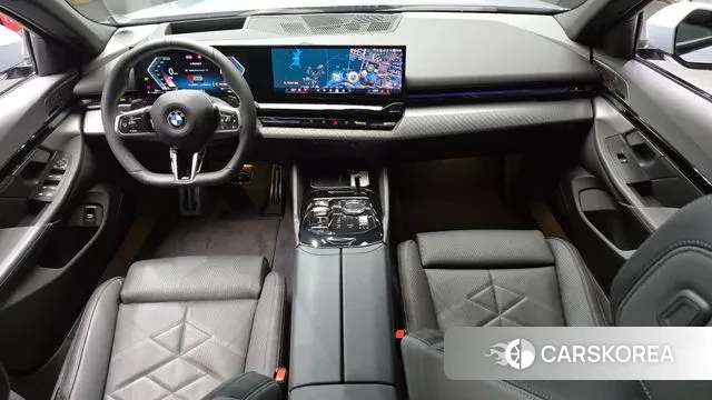 BMW 5 Series (G60) id 3769784 из Кореи 17