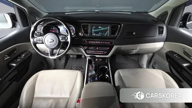 Kia The New Carnival id 3748289 из Кореи 17