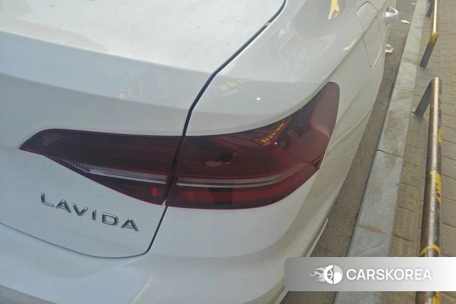 Volkswagen Lavida id 4278219 из Китая 14