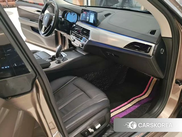 BMW 6 series GT id 4221775 из Китая 17