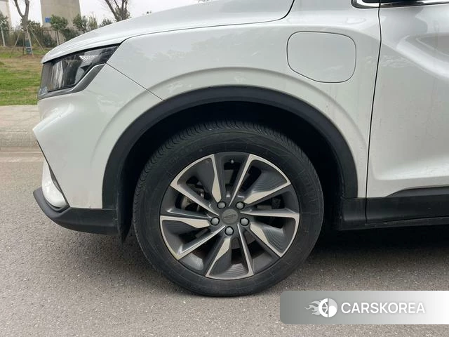 Geely Automobile Binyue PHEV id 4209150 из Китая 16