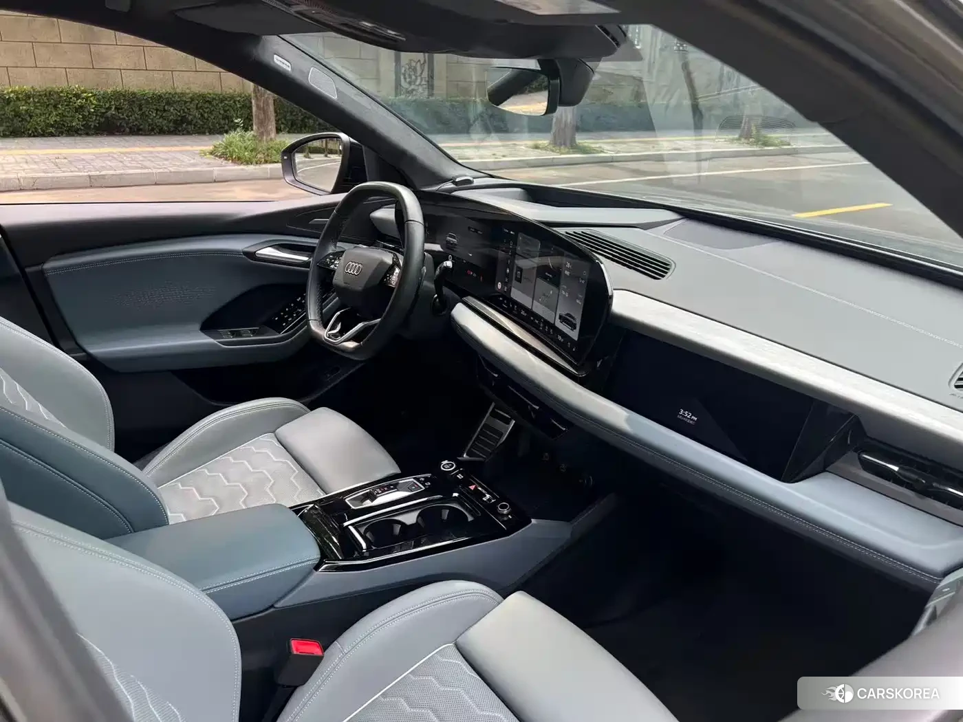 Audi Q6L id 4622469 из Китая 7