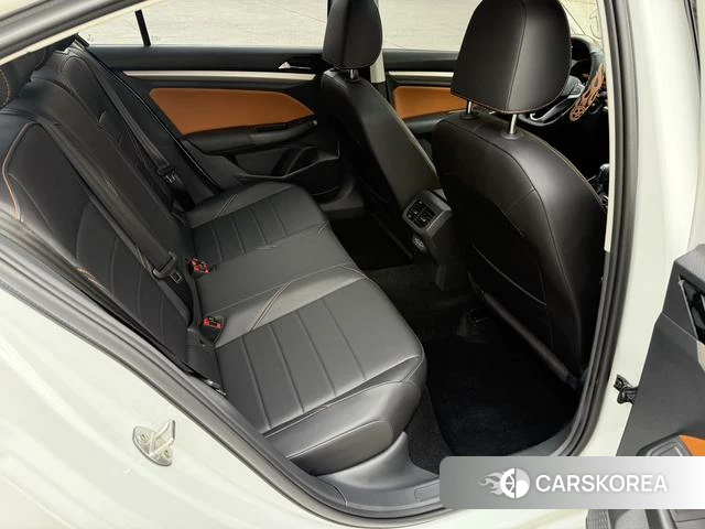 Volkswagen Bora id 4273042 из Китая 15