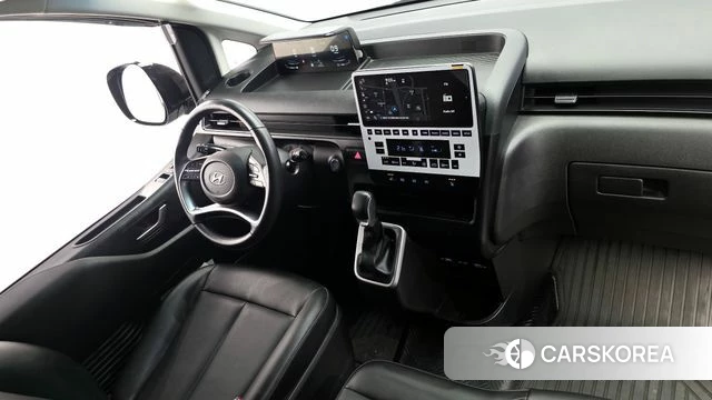 Hyundai Staria id 4179204 из Кореи 17