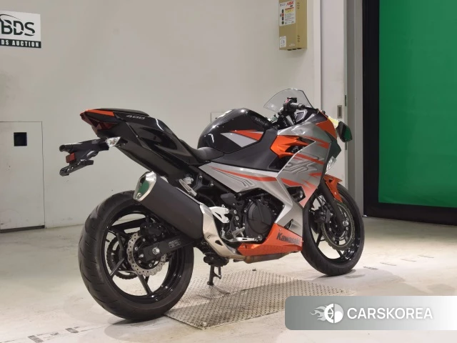 Проданный Kawasaki NINJA 400 2018 из Японии, фото 4