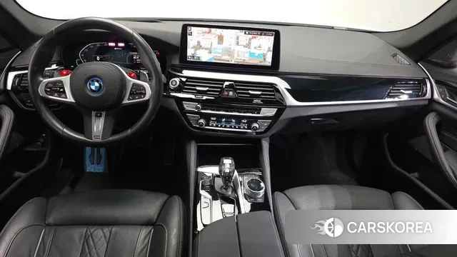 BMW 5 Series (G30) id 3042892 из Кореи 17