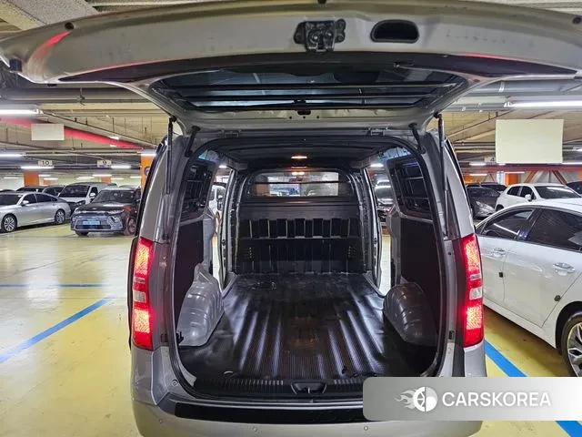 Hyundai The New Grand Starex id 3396787 из Кореи 17