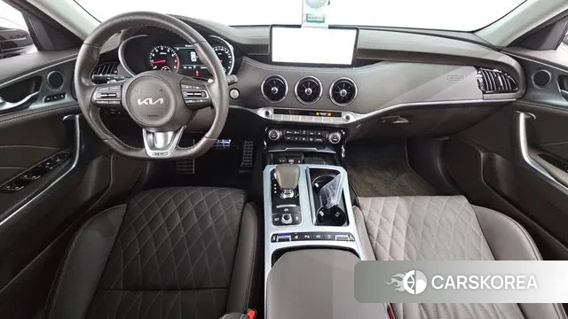 Kia Stinger Meister id 3153940 из Кореи 17