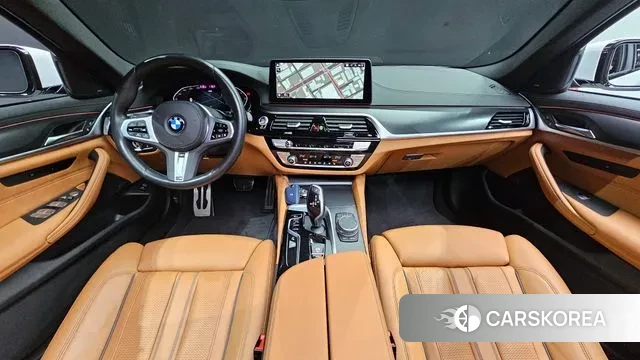 BMW 5 Series (G30) id 3690092 из Кореи 17