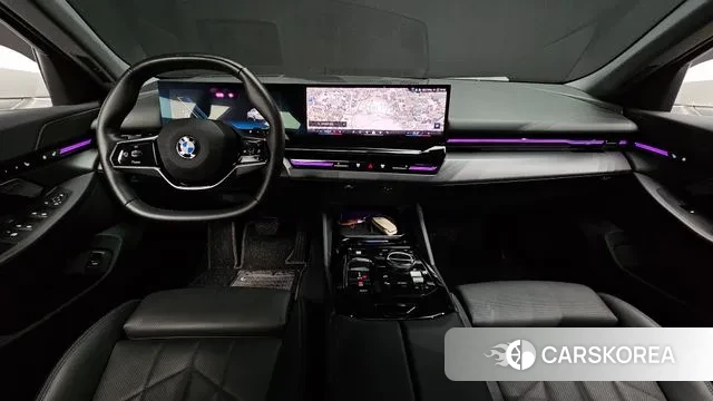 BMW 5 Series (G60) id 3400059 из Кореи 17