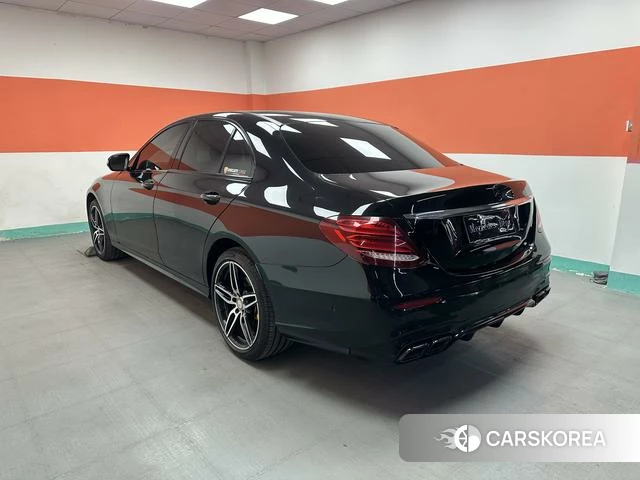 Mercedes-Benz E-class id 4240712 из Китая 7