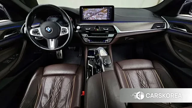 BMW 5 Series (G30) id 3318548 из Кореи 17