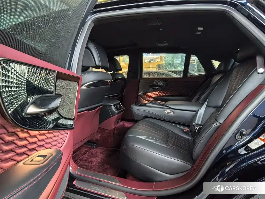 Lexus LS id 4576295 из Китая 8