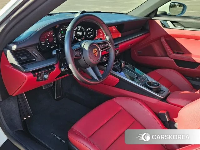 Porsche 911(992) id 3556647 из Кореи 17