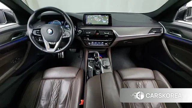 BMW 5 Series (G30) id 3687683 из Кореи 17