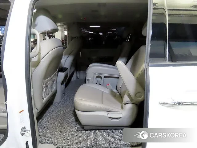 Kia The New Carnival id 3380643 из Кореи 17